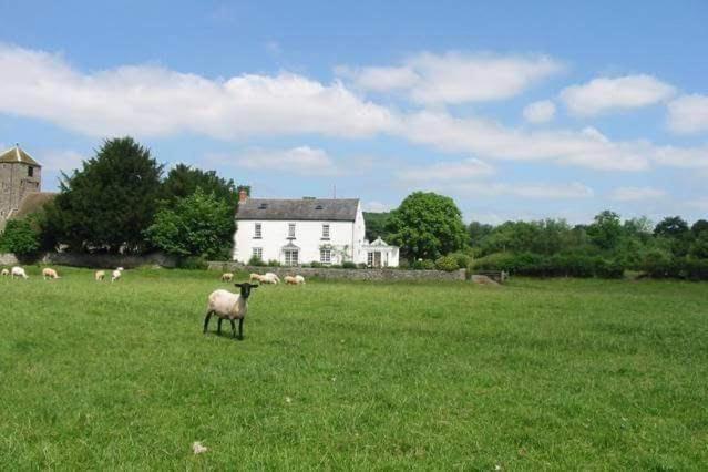 The Old Rectory Bed & Breakfast Abergavenny Exterior foto